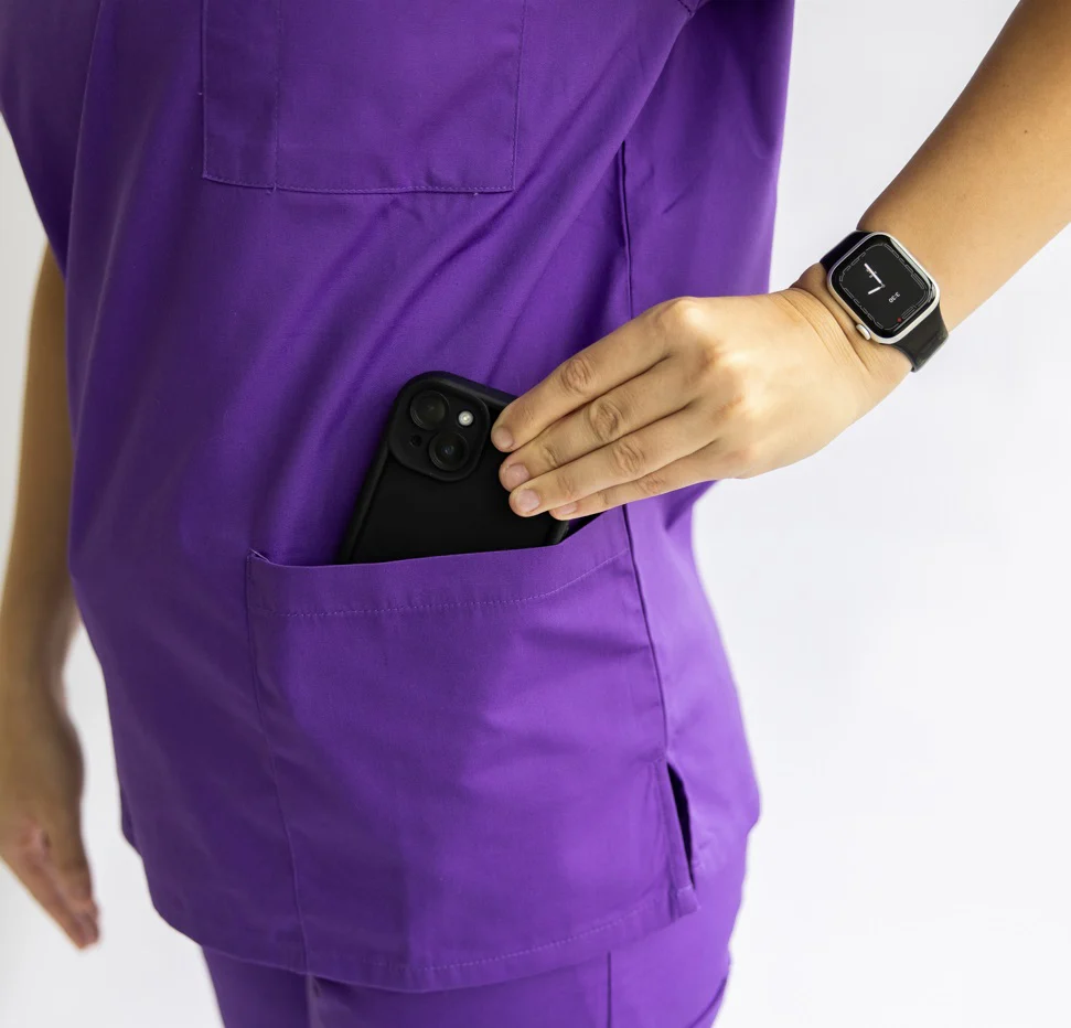 Scrubs UK PRO set of scrub top and trousers - Image 13