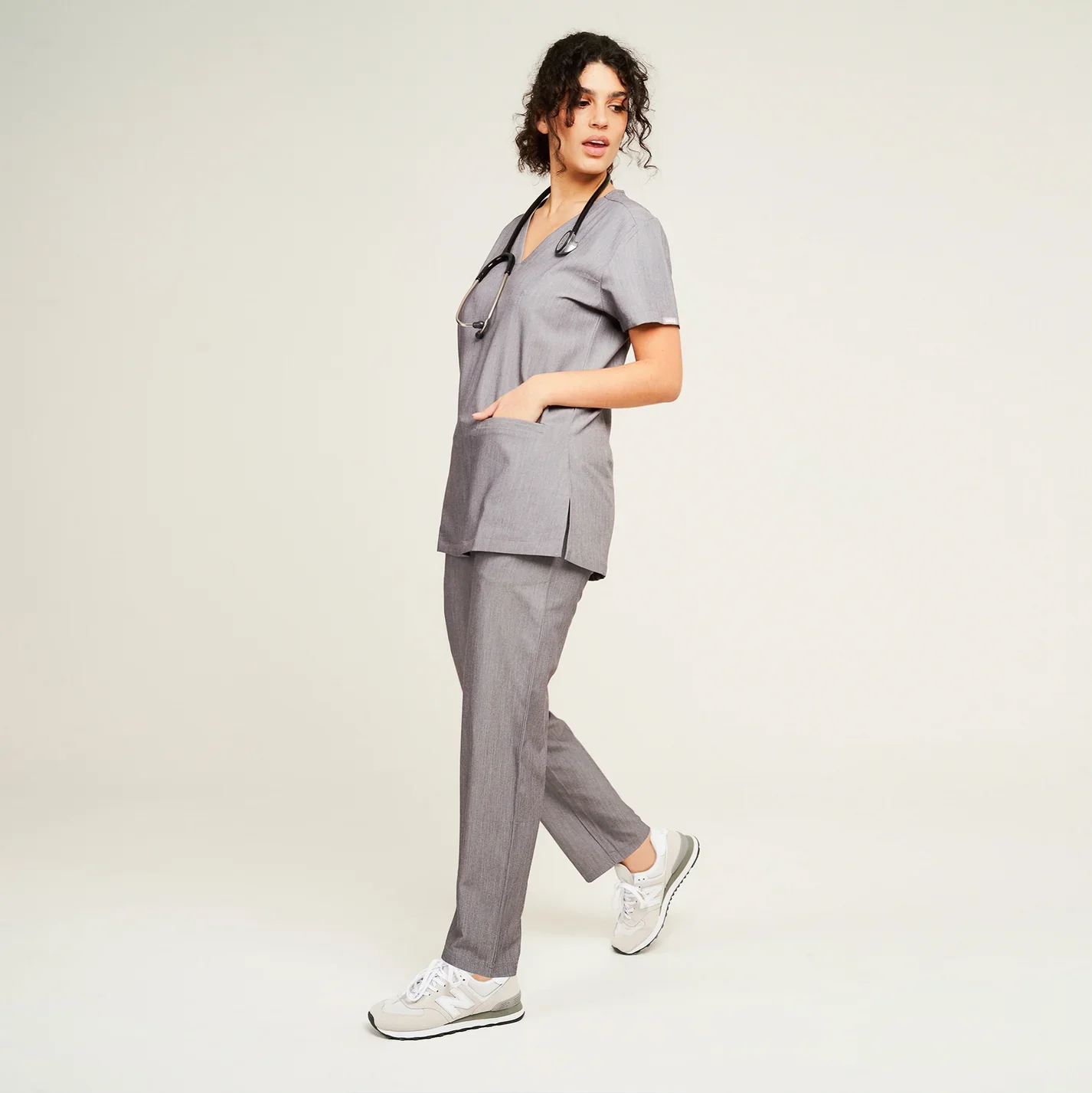 SIMKI Ari Two Pocket Ladies 4 Way Stretch Scrub Top - Image 10